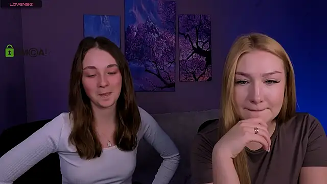 playful sophie online show from February 2026 08:15:01 PM