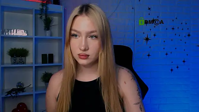 playful sophie online show from May 2026 07:12:01 PM