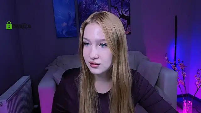 Snapshot of playful_sophie chatting on November 2025 08:13:01 PM playful sophie online show from November 2025 08:13:01 PM