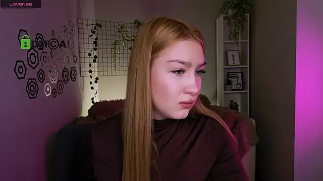 playful sophie online show from February 2026 08:52:02 PM