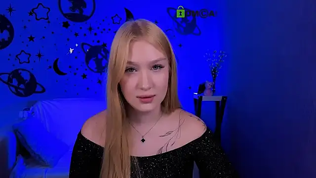 playful sophie online show from April 2026 07:31:01 PM