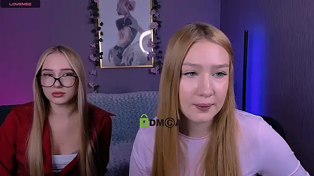 playful sophie online show from December 2025 08:42:02 PM