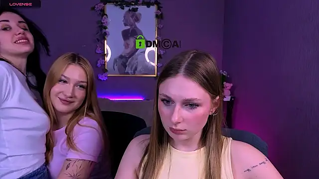 playful sophie online show from March 2026 08:38:02 PM