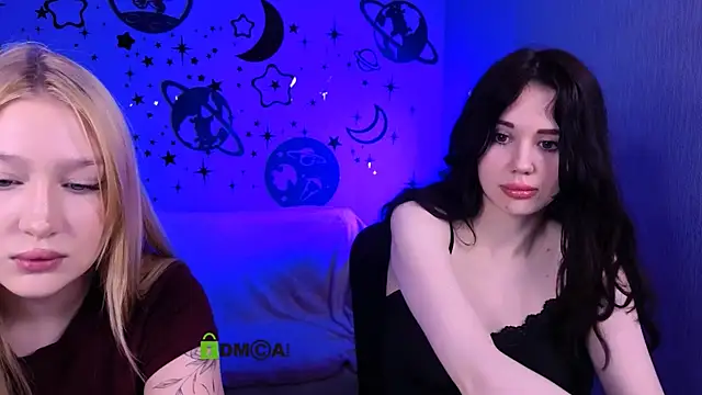 playful sophie online show from April 2026 07:15:02 PM