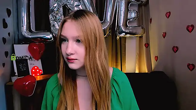 Snapshot of playful_sophie chatting on February 2025 10:17:02 AM playful sophie online show from February 2025 10:17:02 AM