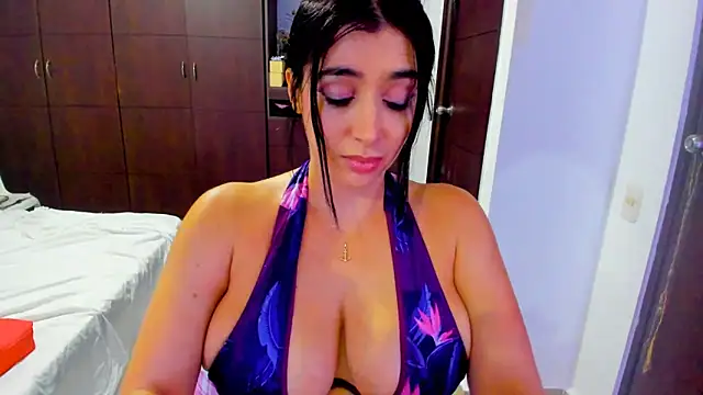 hugetits90xxx online show from March 2025 12:50:01 AM