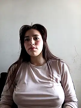 eriika deep  online show from December 2025 12:00:01 PM