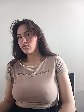 Snapshot of eriika_deep_ chatting on March 2025 04:35:02 PM eriika deep online show from March 2025 04:35:02 PM