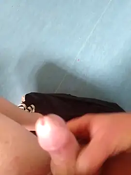 Snapshot of lekkerpeet chatting on December 2024 08:09:02 AM lekkerpeet online show from December 2024 08:09:02 AM