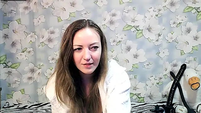 Snapshot of KattyLuuu chatting on February 2025 03:12:01 AM KattyLuuu online show from February 2025 03:12:01 AM
