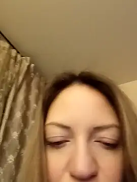 KattyLuuu online show from February 2026 07:43:01 PM