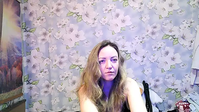 KattyLuuu online show from November 2025 08:56:01 PM