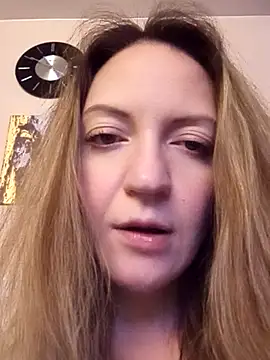 KattyLuuu online show from February 2026 07:45:02 PM