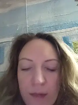 KattyLuuu online show from January 2026 07:42:02 PM