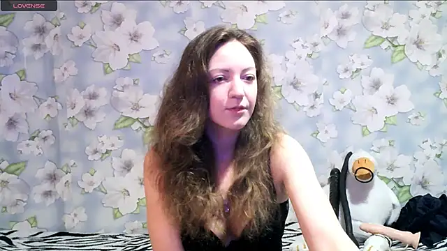 Snapshot of KattyLuuu chatting on February 2025 08:53:02 PM KattyLuuu online show from February 2025 08:53:02 PM