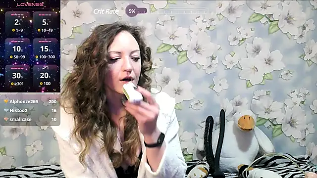 Snapshot of KattyLuuu chatting on March 2025 03:19:01 AM KattyLuuu online show from March 2025 03:19:01 AM