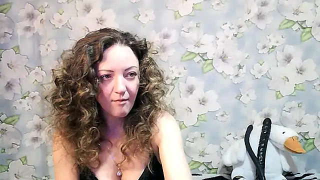 Snapshot of KattyLuuu chatting on March 2025 08:43:02 PM KattyLuuu online show from March 2025 08:43:02 PM
