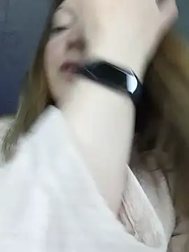 KattyLuuu online show from May 2026 11:47:02 PM
