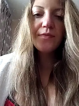 KattyLuuu online show from February 2026 12:59:01 PM