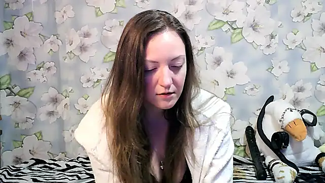 Snapshot of KattyLuuu chatting on March 2025 06:16:01 AM KattyLuuu online show from March 2025 06:16:01 AM