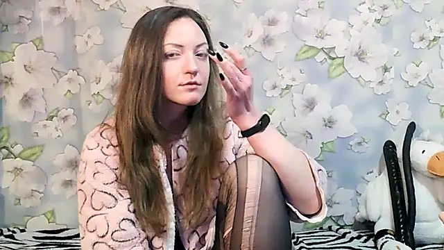 Snapshot of KattyLuuu chatting on February 2025 11:31:01 PM KattyLuuu online show from February 2025 11:31:01 PM