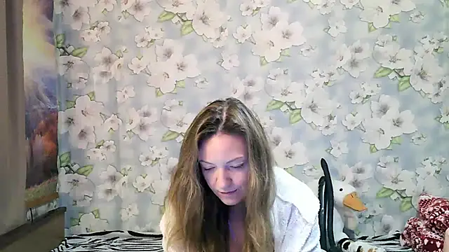 KattyLuuu online show from November 2025 06:02:01 PM