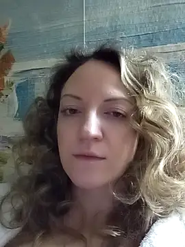 KattyLuuu online show from November 2025 08:51:01 PM