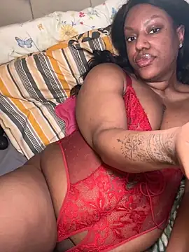 LavenderBuxton online show from March 2026 10:39:01 PM