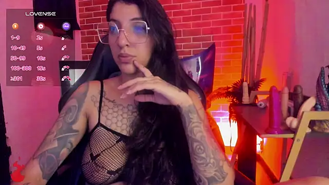 marlenna online show from September 2025 12:21:01 PM