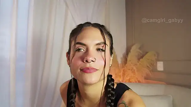 Gaby Ferrer online show from February 2026 02:33:01 PM