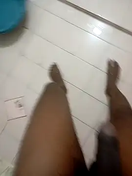 Snapshot of tharu111111 chatting on October 2025 06:40:01 PM tharu111111 online show from October 2025 06:40:01 PM