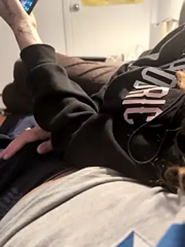 biggnipz online show from October 2025 07:18:01 AM