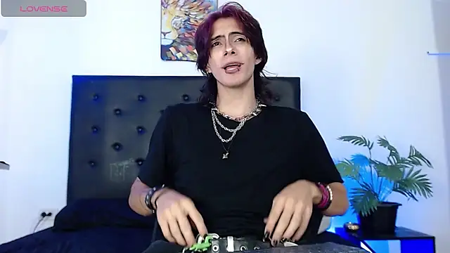 andreey50 online show from December 2025 08:01:02 PM