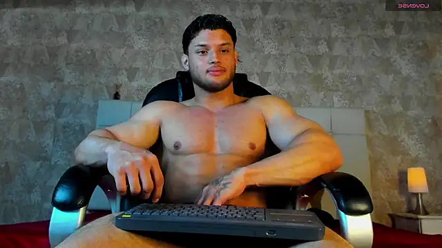 Snapshot of jeicob_gagnon chatting on June 2026 06:08:01 PM jeicob gagnon online show from June 2026 06:08:01 PM