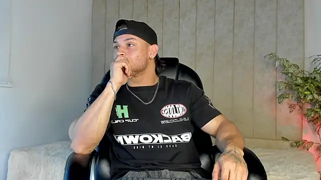 jeicob gagnon online show from November 2025 05:06:02 PM