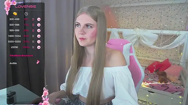 Miss Esmiie online show from December 2024 04:08:02 AM