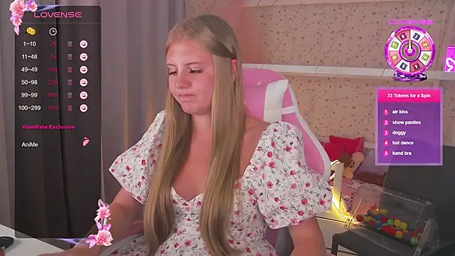 Miss Esmiie online show from January 2025 03:19:01 PM
