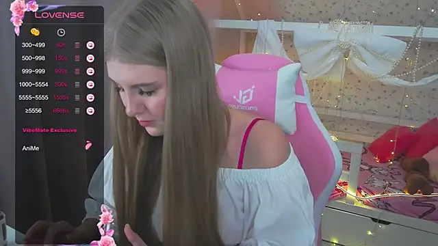 Miss Esmiie online show from December 2024 07:11:02 AM