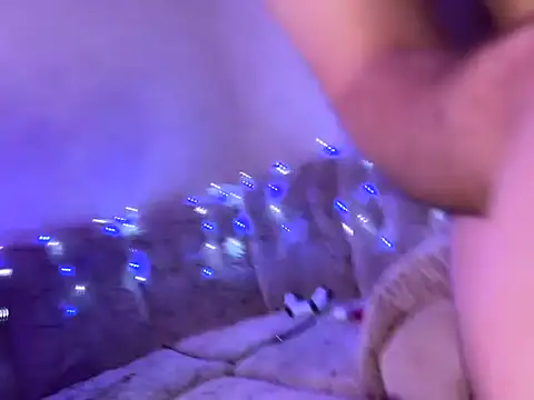 Snapshot of AzallandRoom chatting on November 2025 02:28:02 PM AzallandRoom online show from November 2025 02:28:02 PM