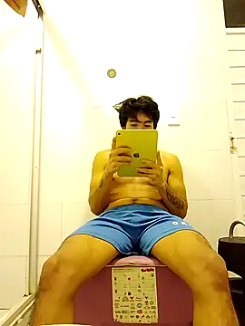 Snapshot of GIOOOO568 chatting on February 2026 07:43:02 AM GIOOOO568 online show from February 2026 07:43:02 AM