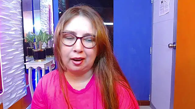chloe prg online show from March 2025 06:43:01 PM