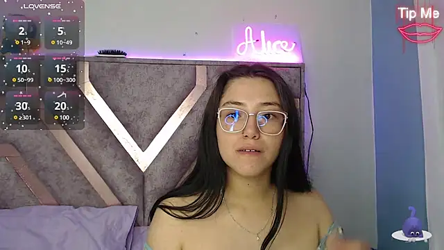 Snapshot of Anny_Fox- chatting on January 2025 03:20:01 AM Anny Fox- online show from January 2025 03:20:01 AM