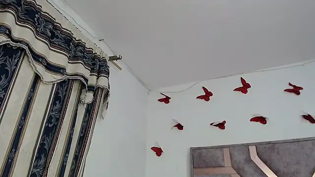 Snapshot of Anny_Fox- chatting on September 2025 02:51:02 AM Anny Fox- online show from September 2025 02:51:02 AM