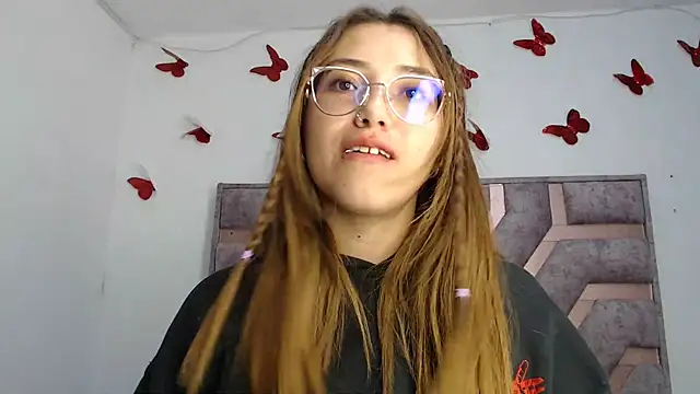 Snapshot of Anny_Fox- chatting on September 2025 03:23:02 AM Anny Fox- online show from September 2025 03:23:02 AM