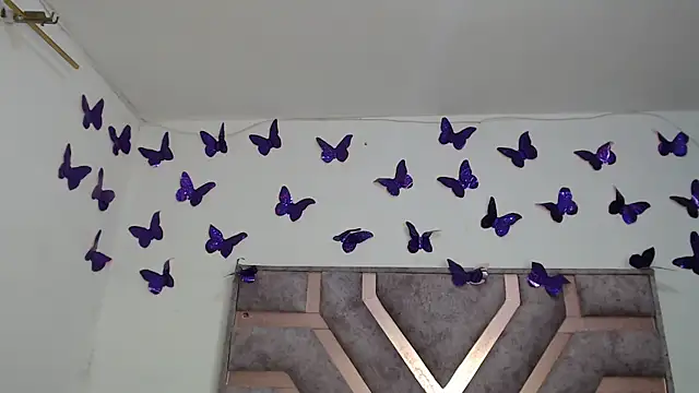 Snapshot of Anny_Fox- chatting on December 2025 03:19:02 AM Anny Fox- online show from December 2025 03:19:02 AM