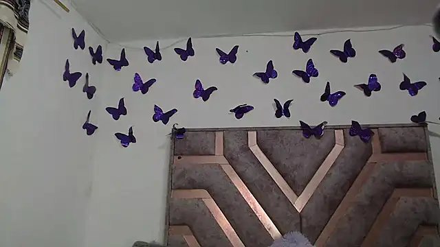 Snapshot of Anny_Fox- chatting on November 2025 03:39:02 AM Anny Fox- online show from November 2025 03:39:02 AM