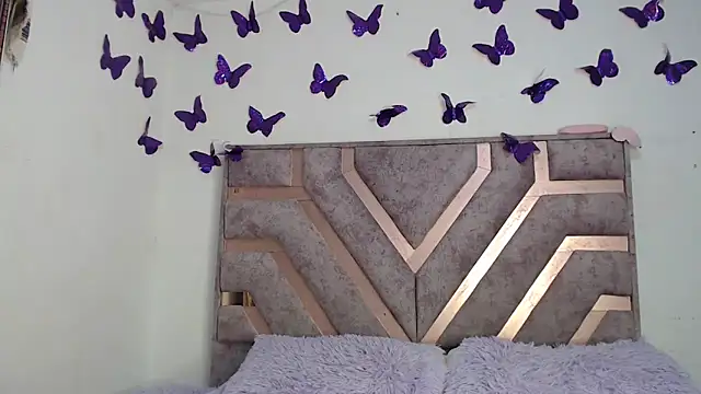 Anny Fox- online show from February 2026 04:03:02 AM