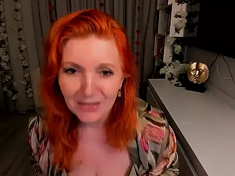 Fire-Fox-One online show from October 2025 07:03:01 PM