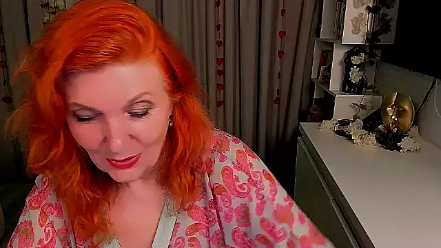 Fire-Fox-One online show from October 2025 07:36:01 PM