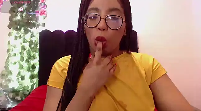 AmyBriiggs online show from February 2025 01:41:01 PM